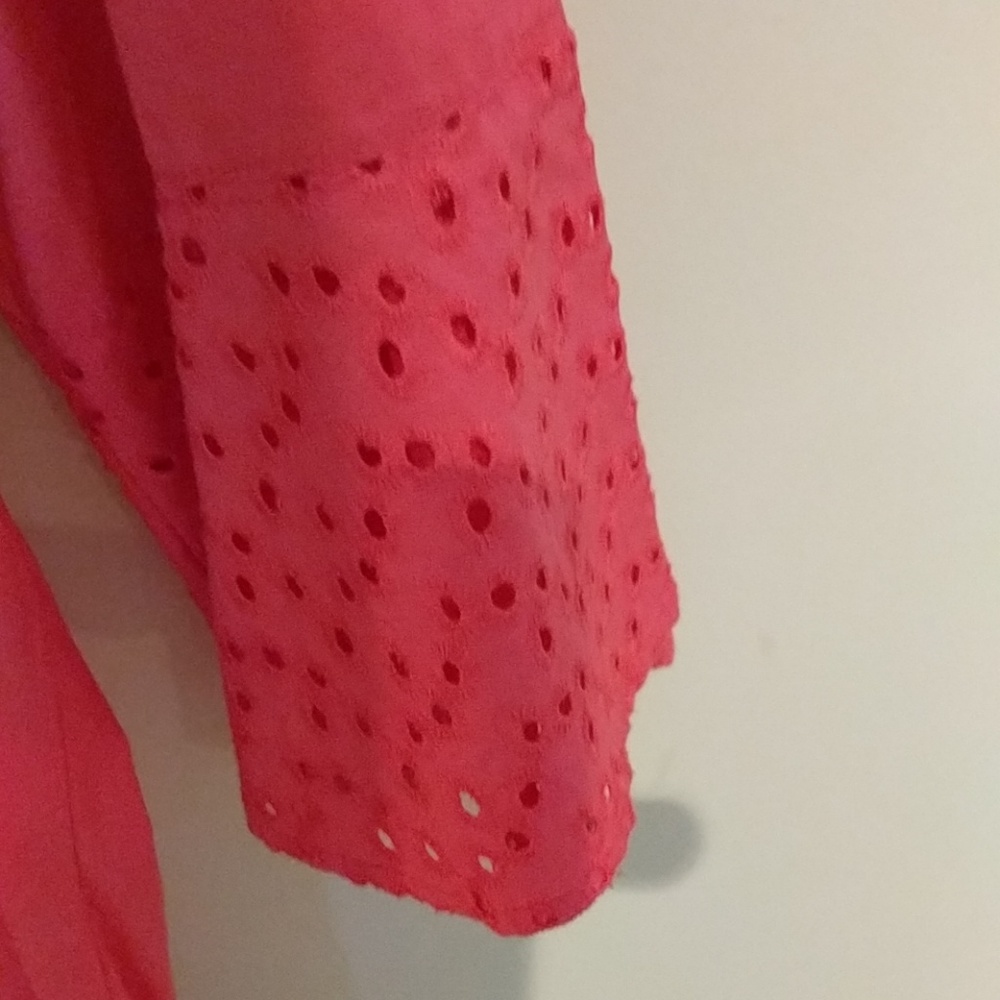 Tops - Picture 3 of 3